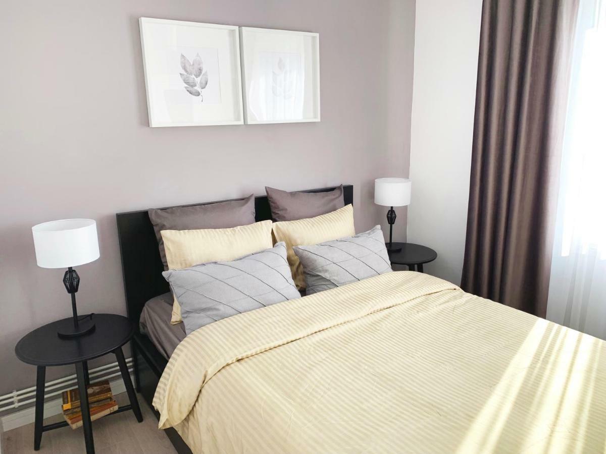 Mhc Quiet Deluxe Suite Near Downtown - Free Parking Braşov Exterior foto